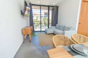 Stylish Condo with Rooftop Pool & Modern Amenities